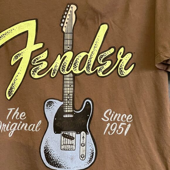Daydreamer Fender guitar graphic tee brown Sm cotton - Picture 2 of 6